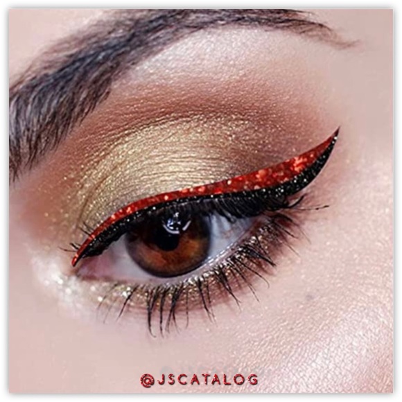 Metallic Red Glittery Liquid Eyeliner - 5ml - Picture 2 of 2